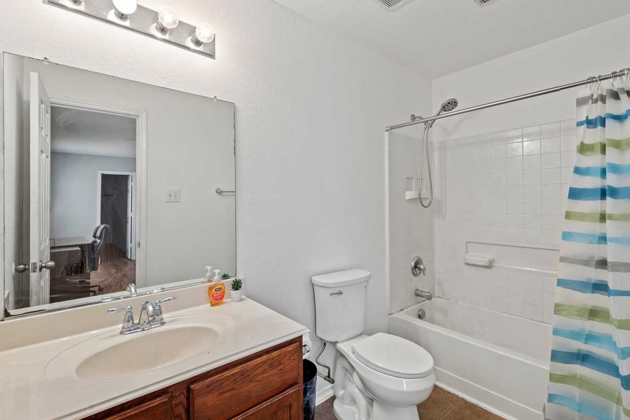 Sun Haven Way - Photo 2 of 11