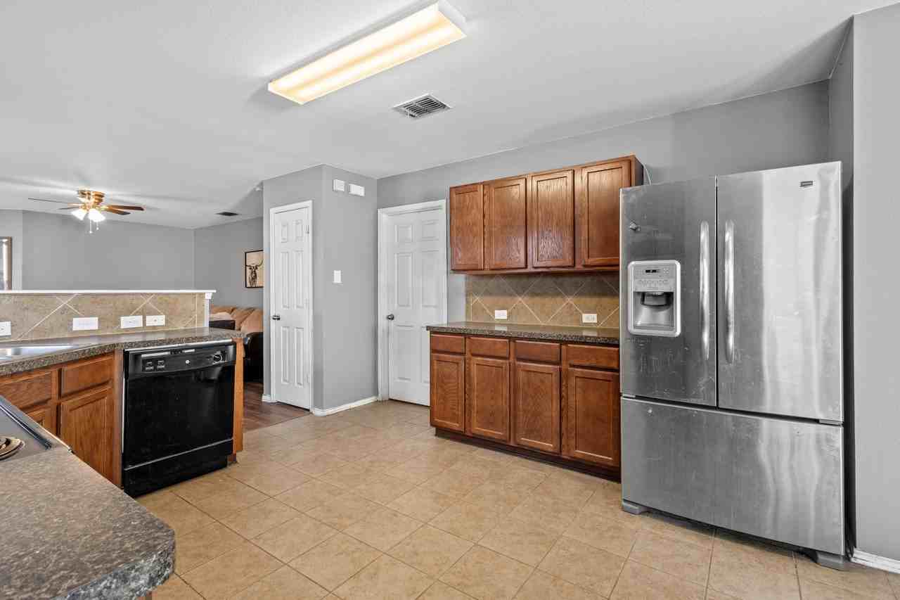 Sun Haven Way - Photo 6 of 11