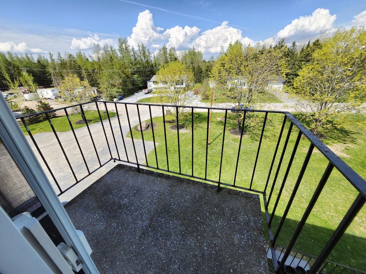 37 Dobbin St #14 - Photo 6 of 7