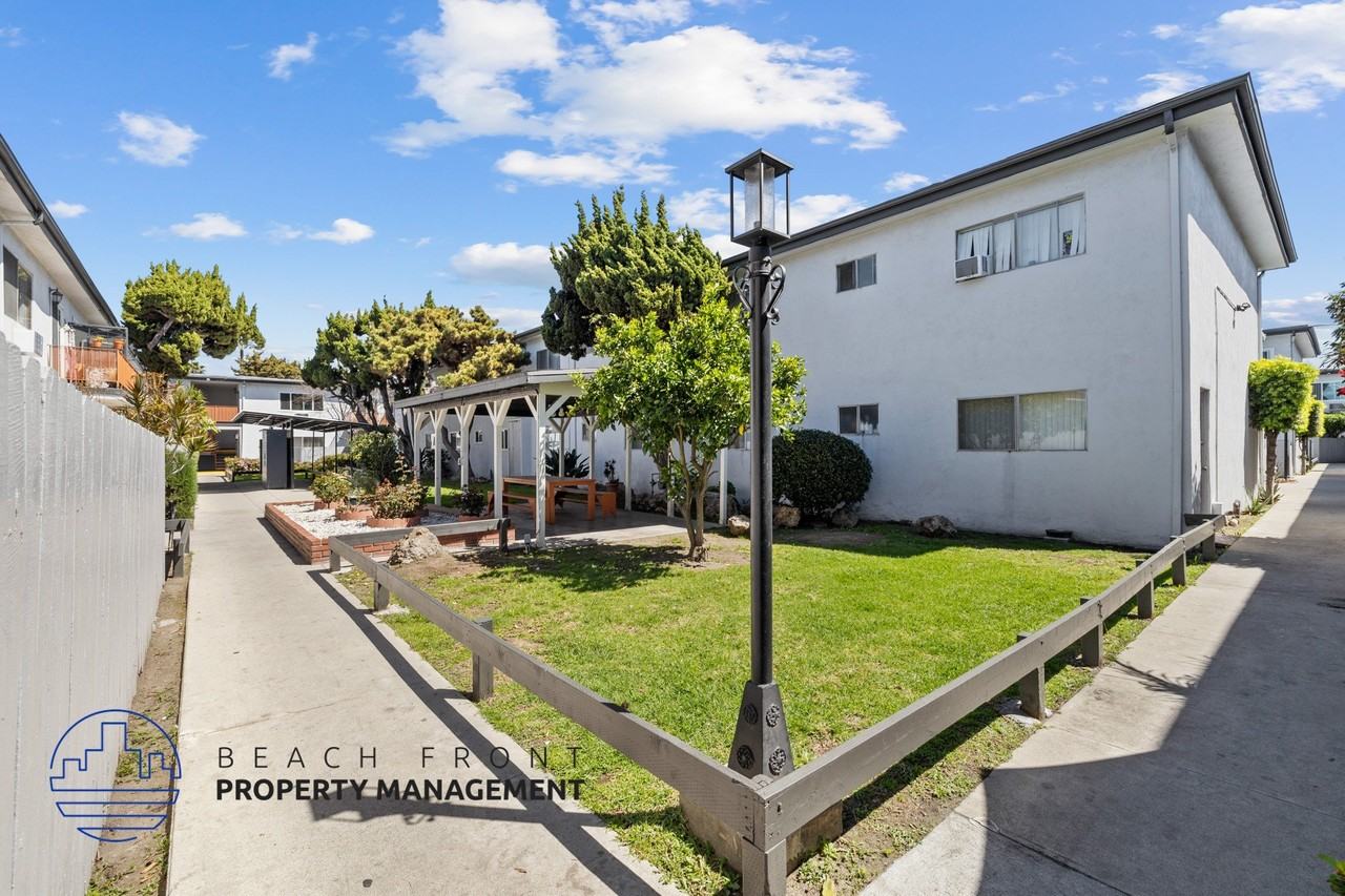 La Rue Apartments - Photo 4 of 23