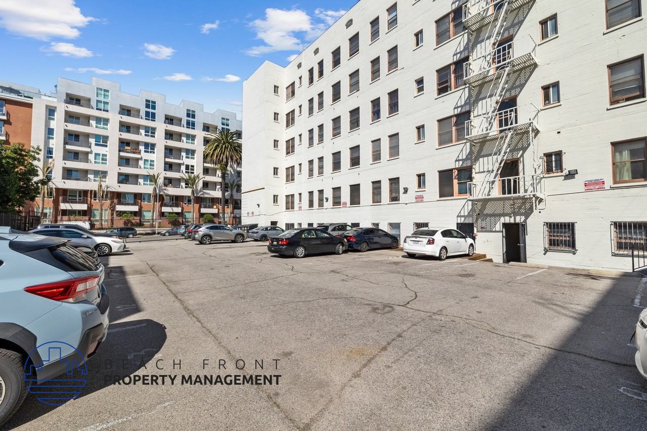 418 S. Normandie Ave. - Photo 7 of 20