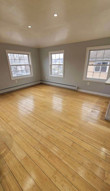 11930 165th St - Photo 3 of 18