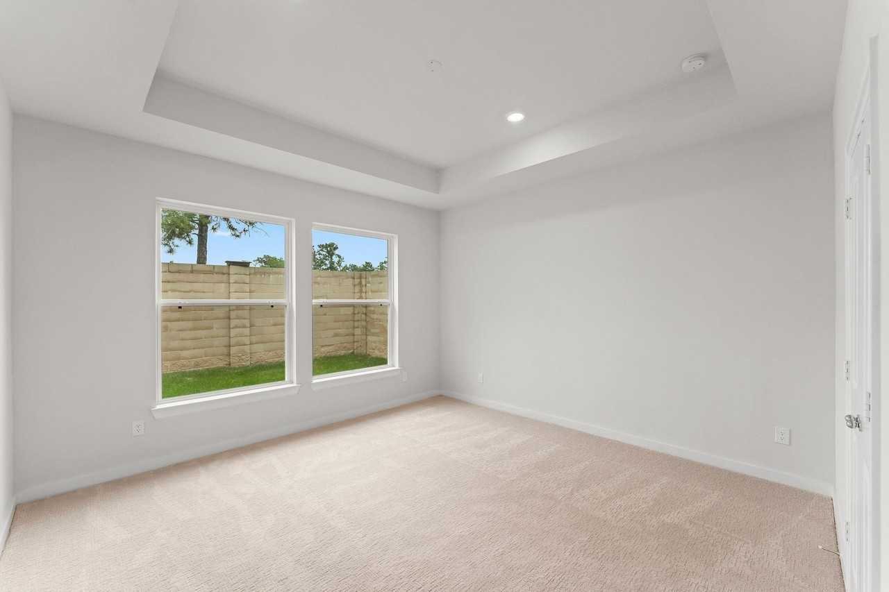 2839 Legends Crest Dr - Photo 5 of 14