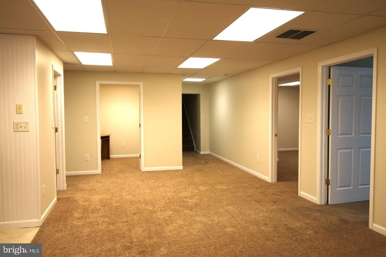 1837 Crownsville Rd - Photo 5 of 16