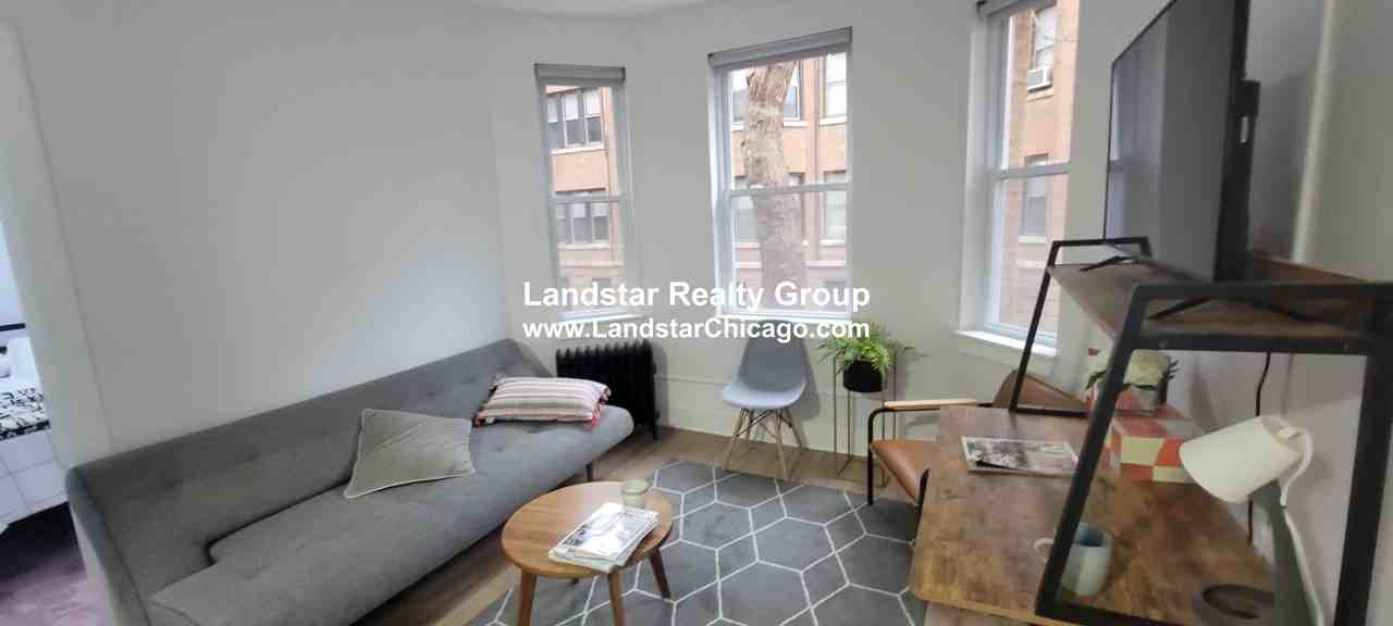 1357 Estes Avenue #O1 - Photo 5 of 11