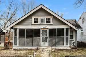 featured image of 5121 Agnes Ave