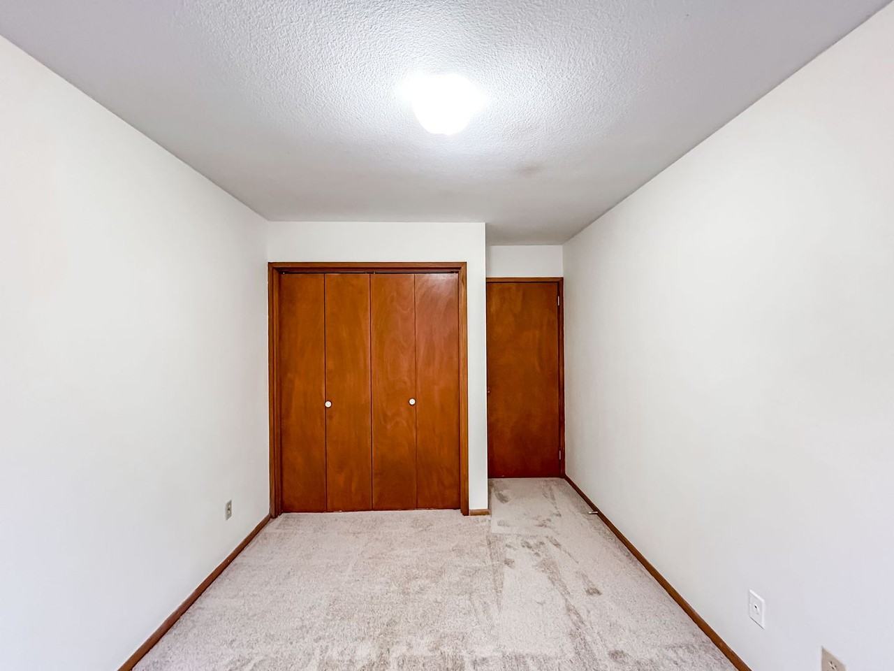 3305 Hennepin Ave S - Photo 7 of 24