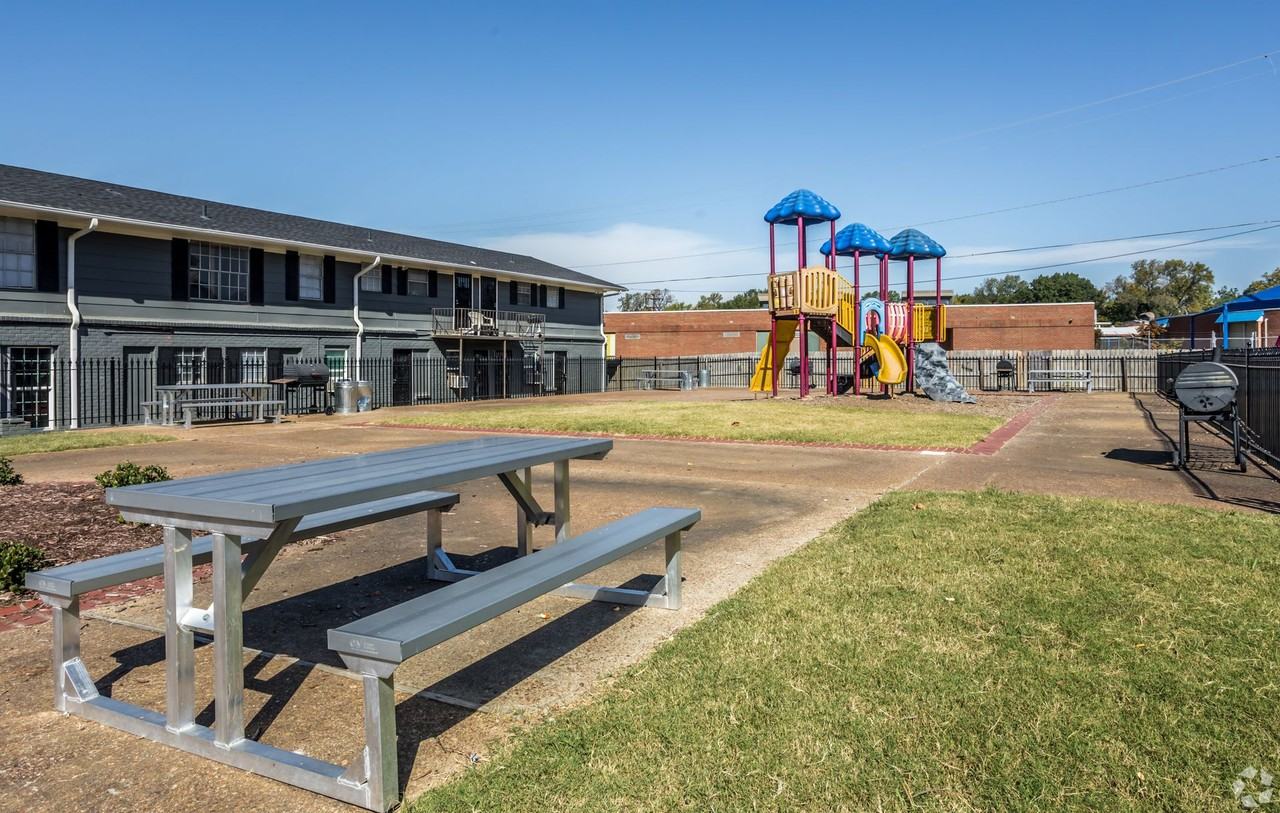 Graceland Pointe Apartments: Modern Style, Excellent Value in Memphis - Photo 7 of 40