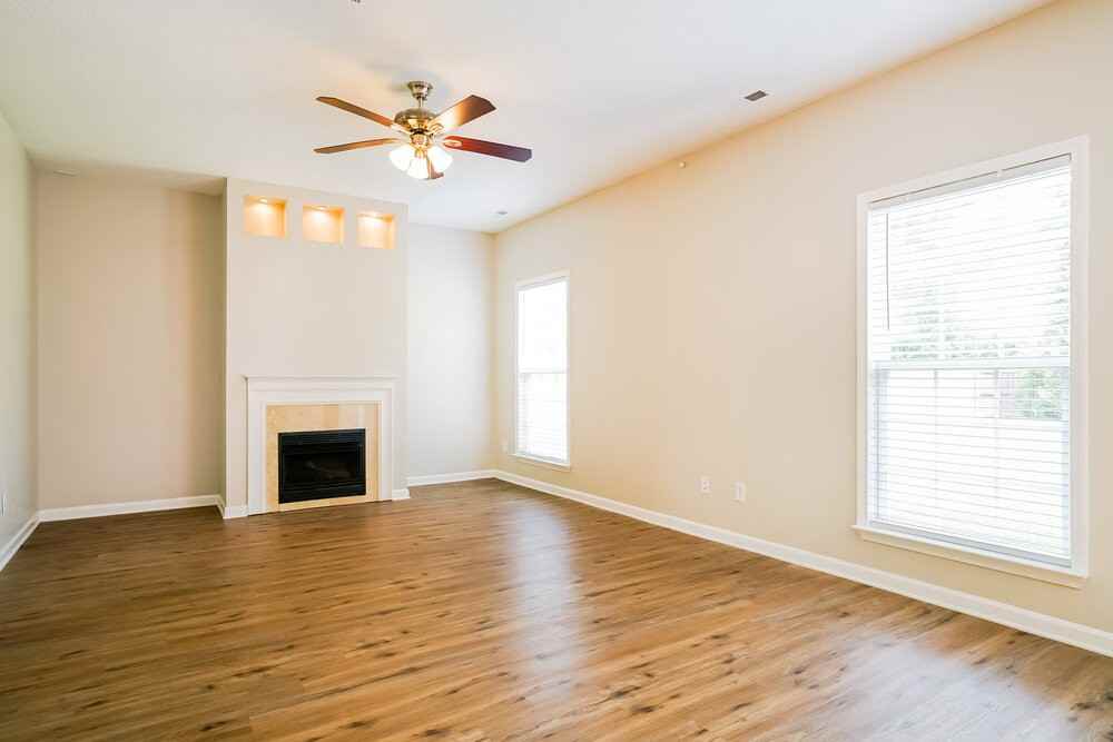 844 Stackhurst Way - Photo 4 of 17