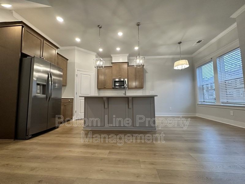 5915 Ardrey Kell Rd - Photo 4 of 21