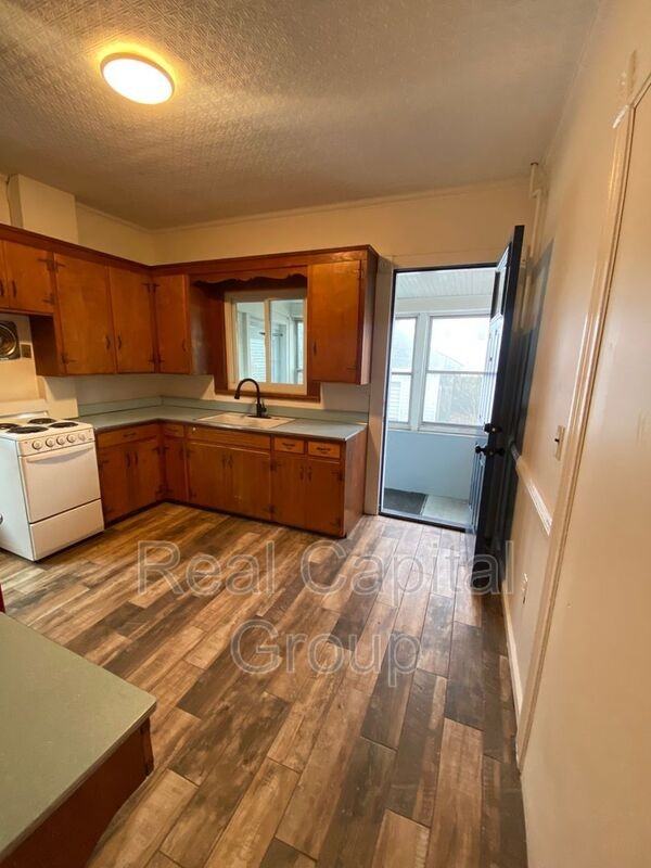 26 Edmonds St - Photo 4 of 13