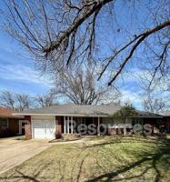 featured image of 2137 Barclay Rd