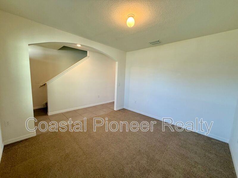 31000 Summer Sun Loop - Photo 3 of 32