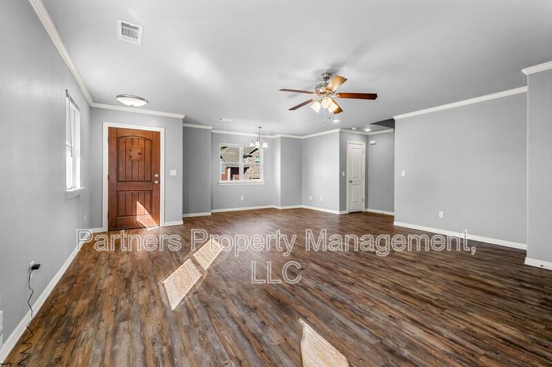 1256 N Sicily Ln - Photo 6 of 23