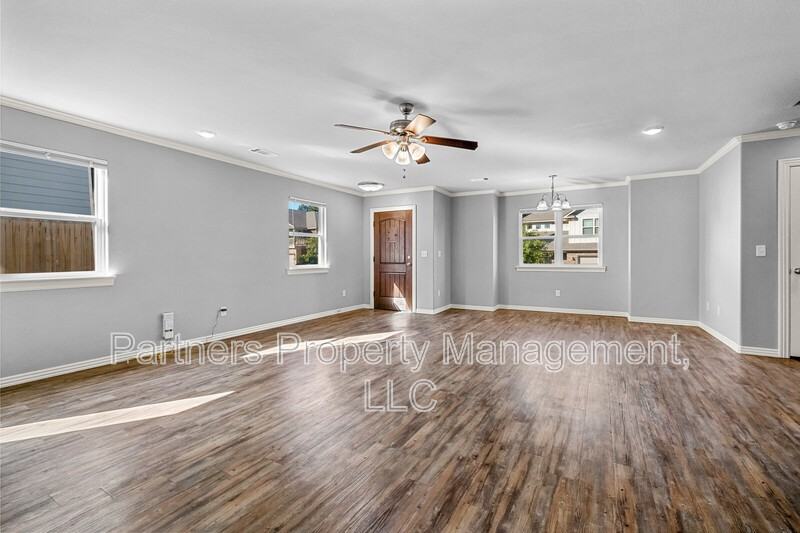 1256 N Sicily Ln - Photo 7 of 23