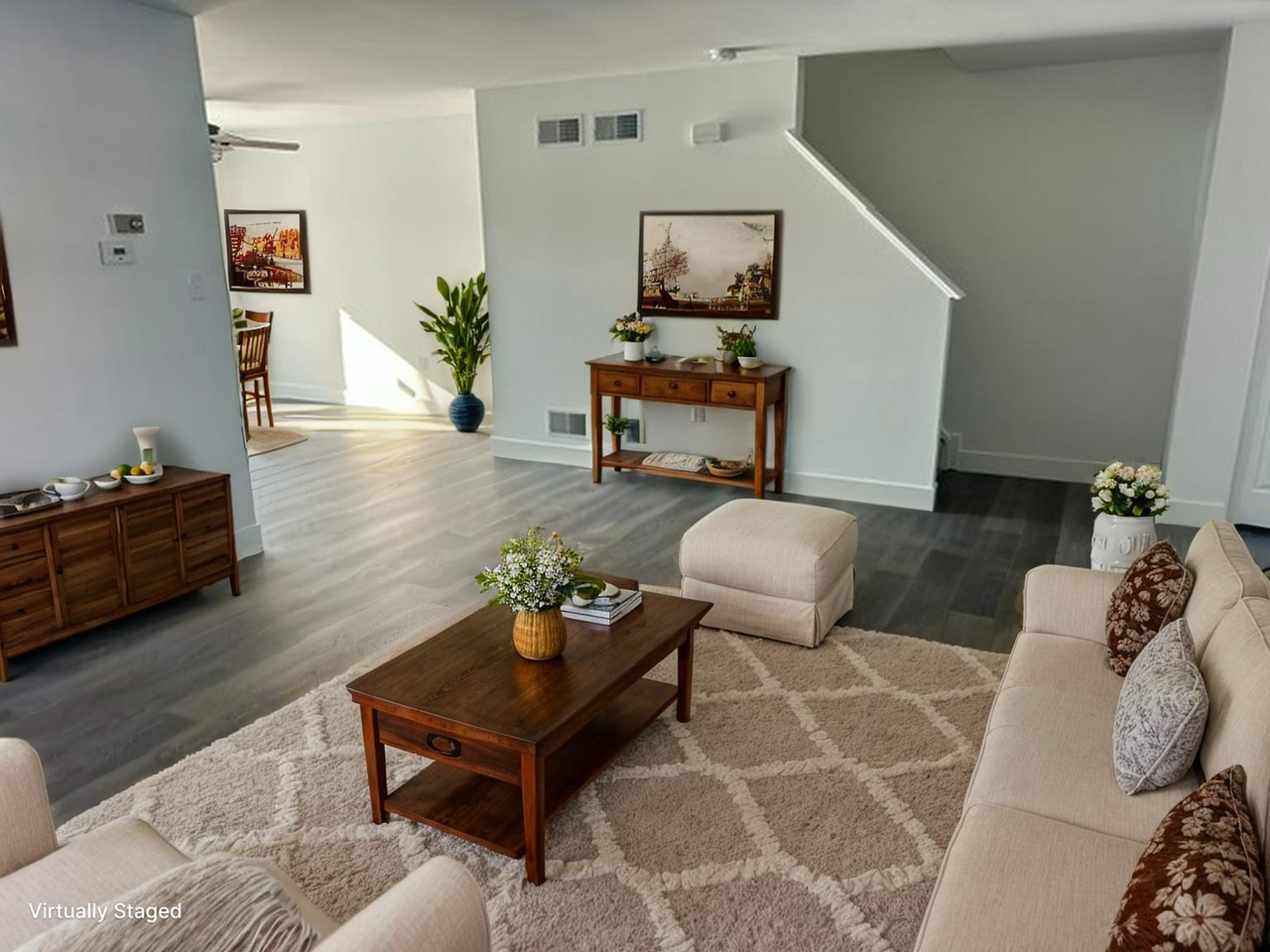 318 Groffdale Rd - Photo 3 of 34