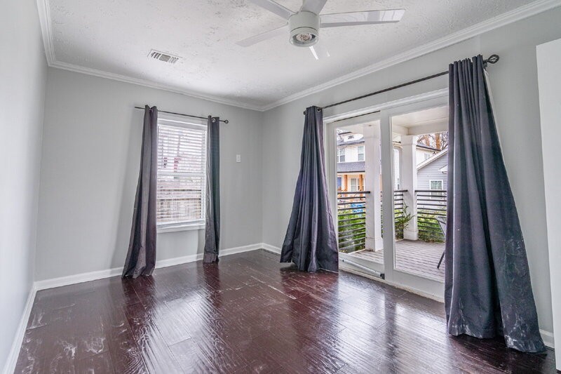 871 Welch St Sw #A - Photo 4 of 20
