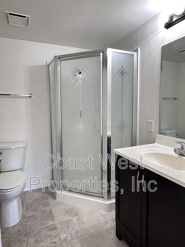 3563 Roosevelt St #F - Photo 5 of 13