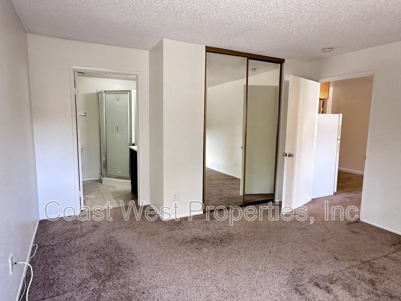 3563 Roosevelt St #F - Photo 7 of 13