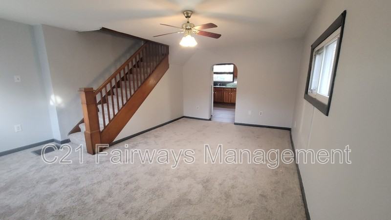 217 Thompson St - Photo 3 of 9