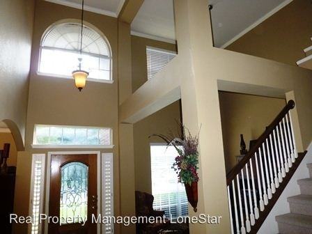 4002 Lord Byron Cir - Photo 2 of 20