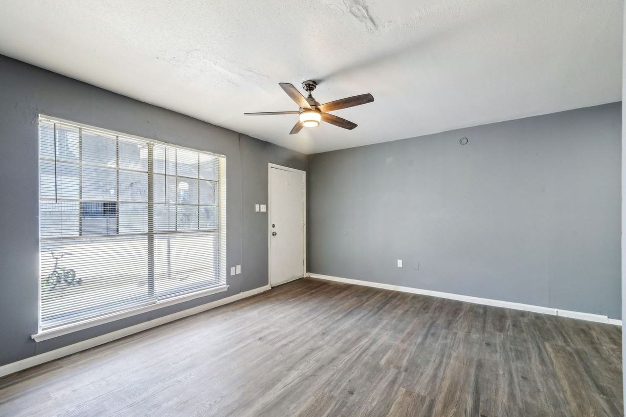 DE CHANTLE - Photo 4 of 50