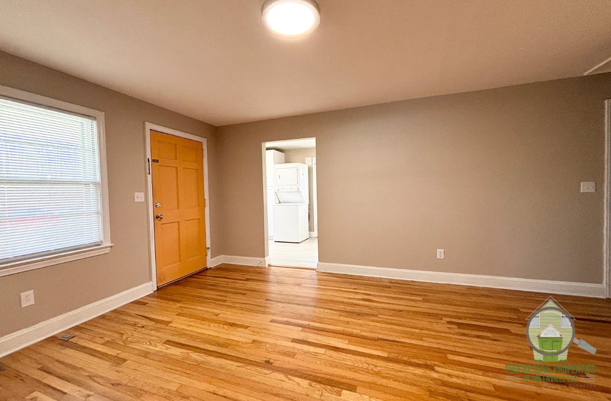 115 White Oak Drive - Photo 2 of 13