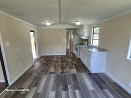 featured image of 1414 N Lake View Ave