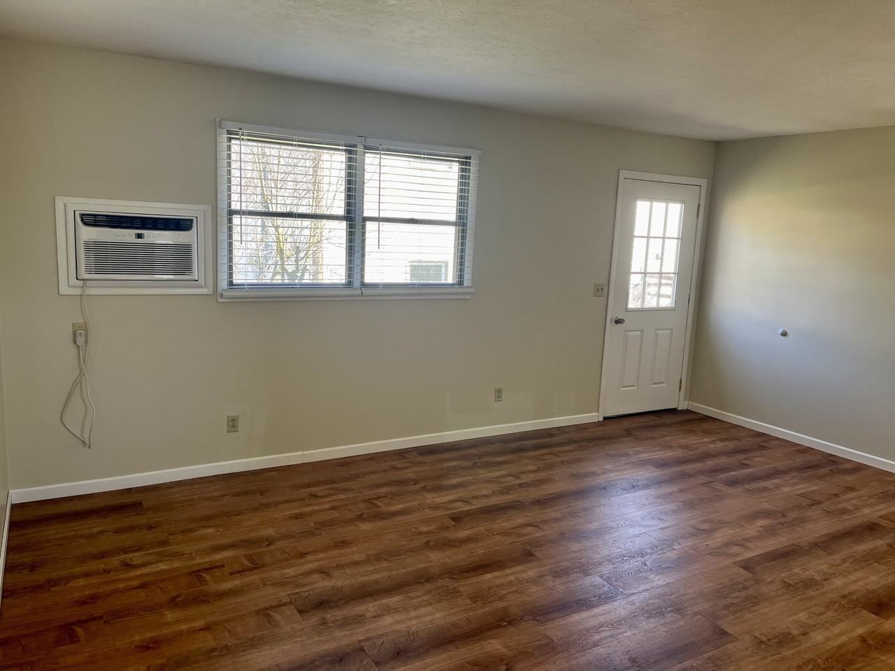 630 BW LN - Photo 3 of 11