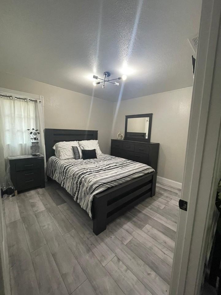 Poplar Places - Photo 6 of 44