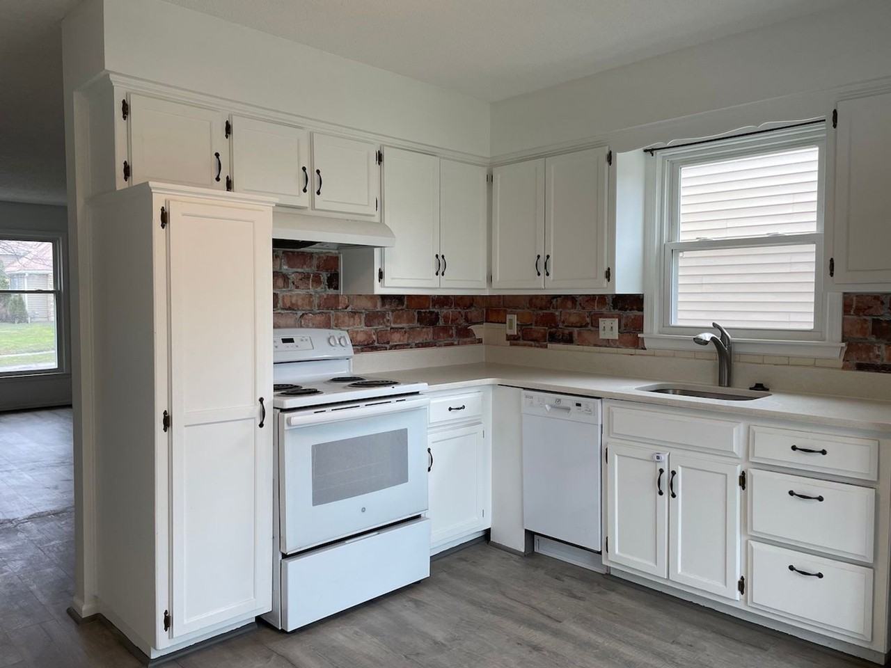 12901 West 61st Terrace - Photo 7 of 23