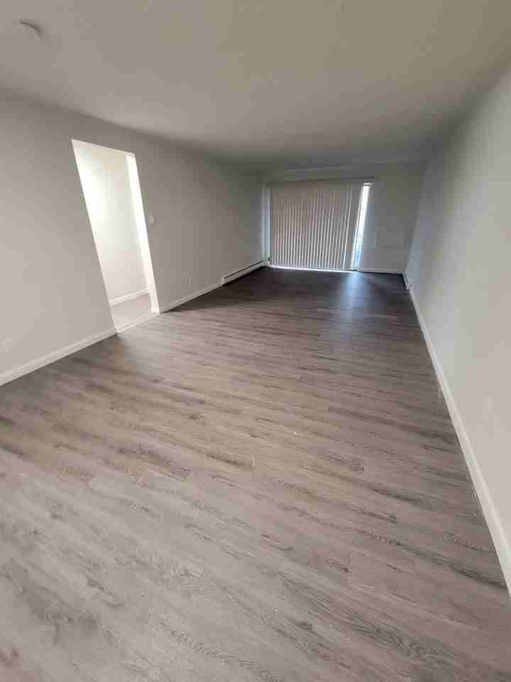 80 Hiawatha - Photo 2 of 11