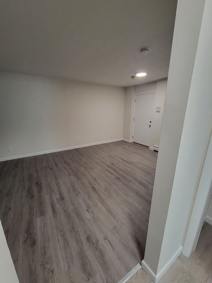 80 Hiawatha - Photo 4 of 11