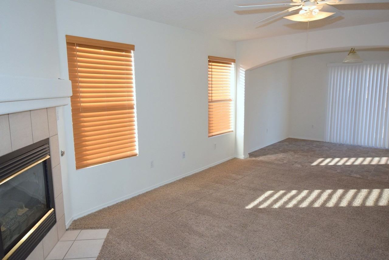 10901 Stonebrook Pl Nw - Photo 3 of 22