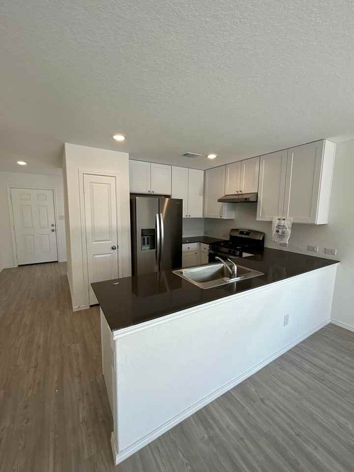 5974 Companion Loop - Photo 4 of 45
