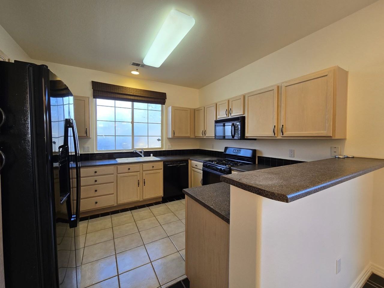 4421 Blue Juniper Loop - Photo 5 of 32