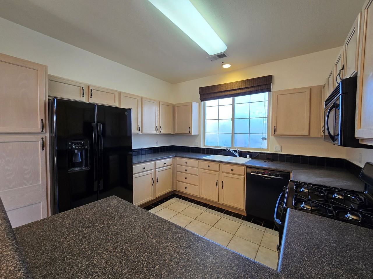 4421 Blue Juniper Loop - Photo 6 of 32