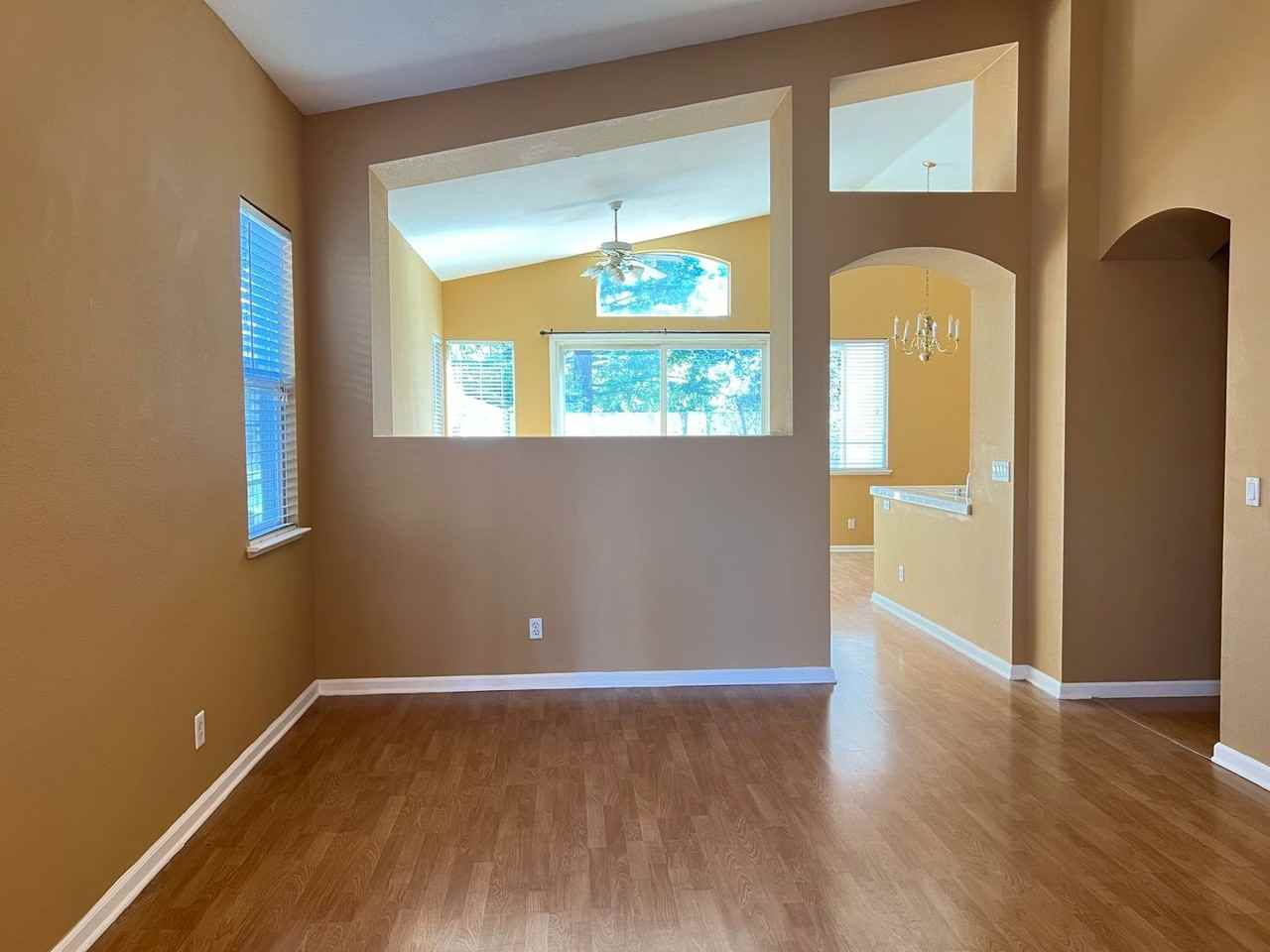 689 Hillswick Cir - Photo 5 of 14