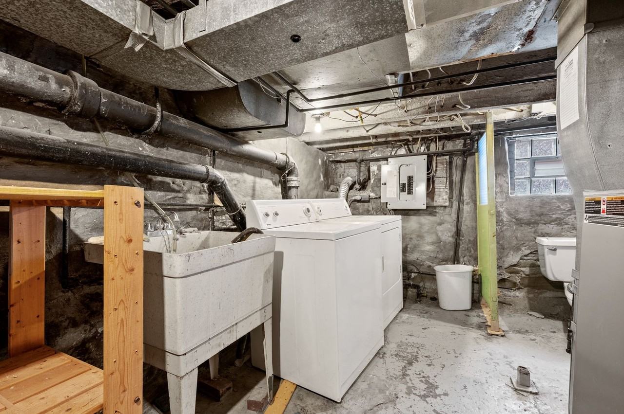 407 Orwell Way - Photo 3 of 24