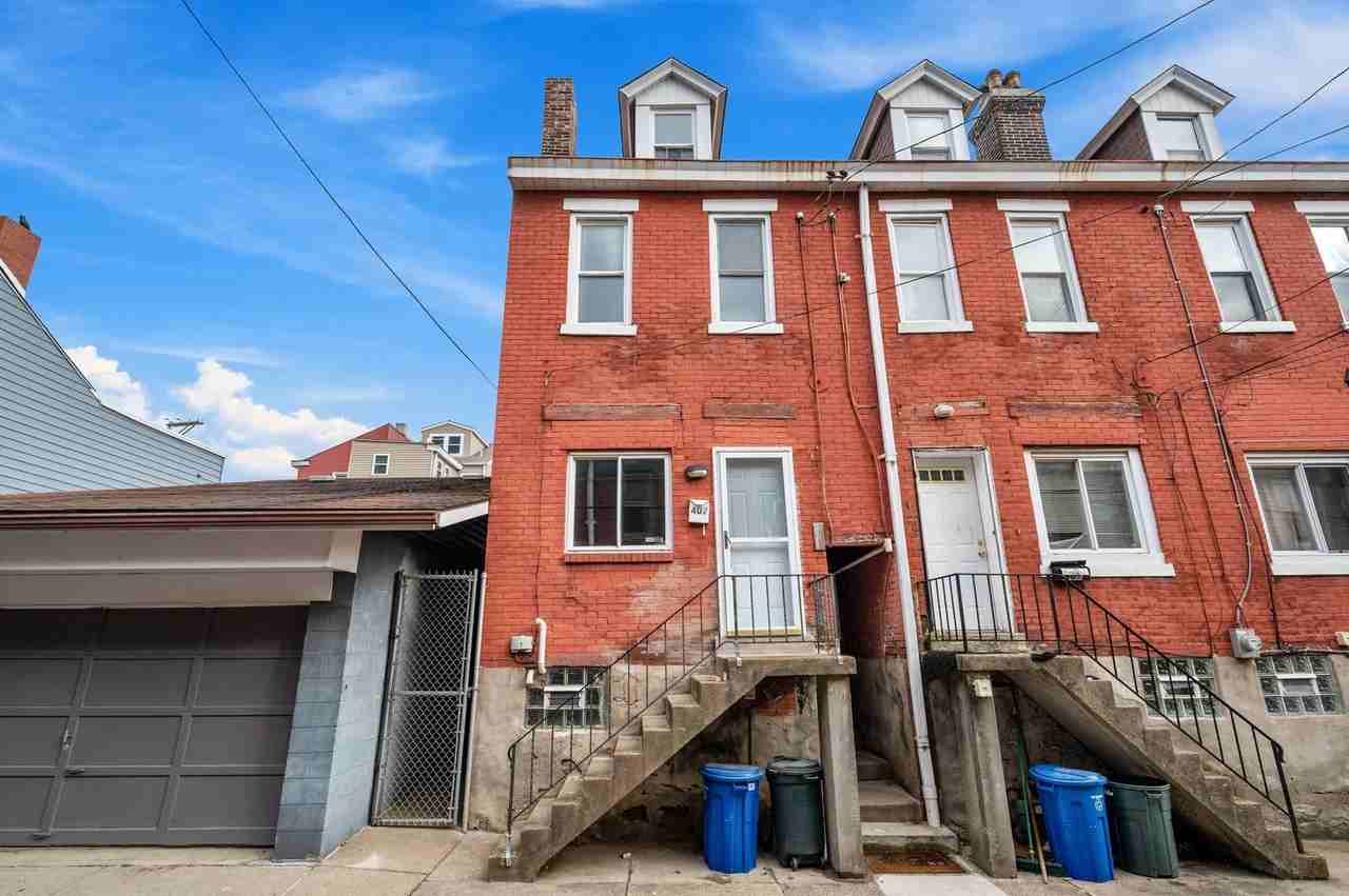 407 Orwell Way - Photo 4 of 24