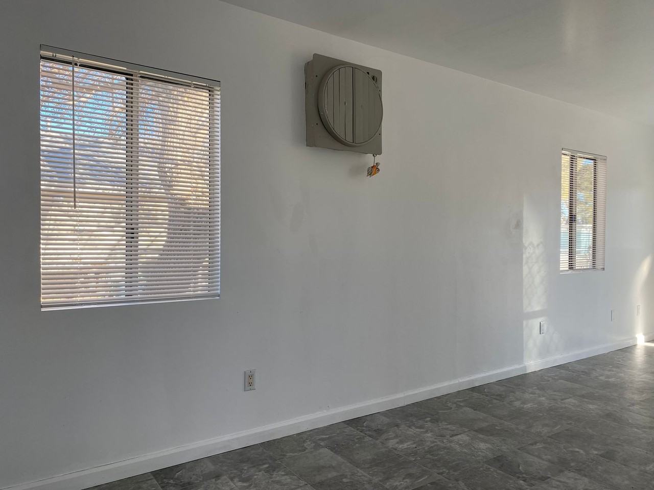 38324 W Williams St - Photo 3 of 10