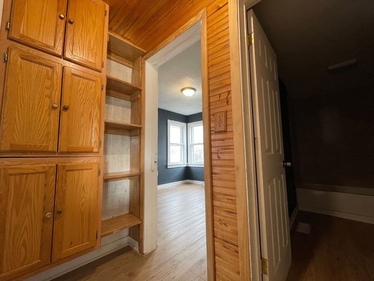 3642 Wisconsin St - Photo 6 of 9