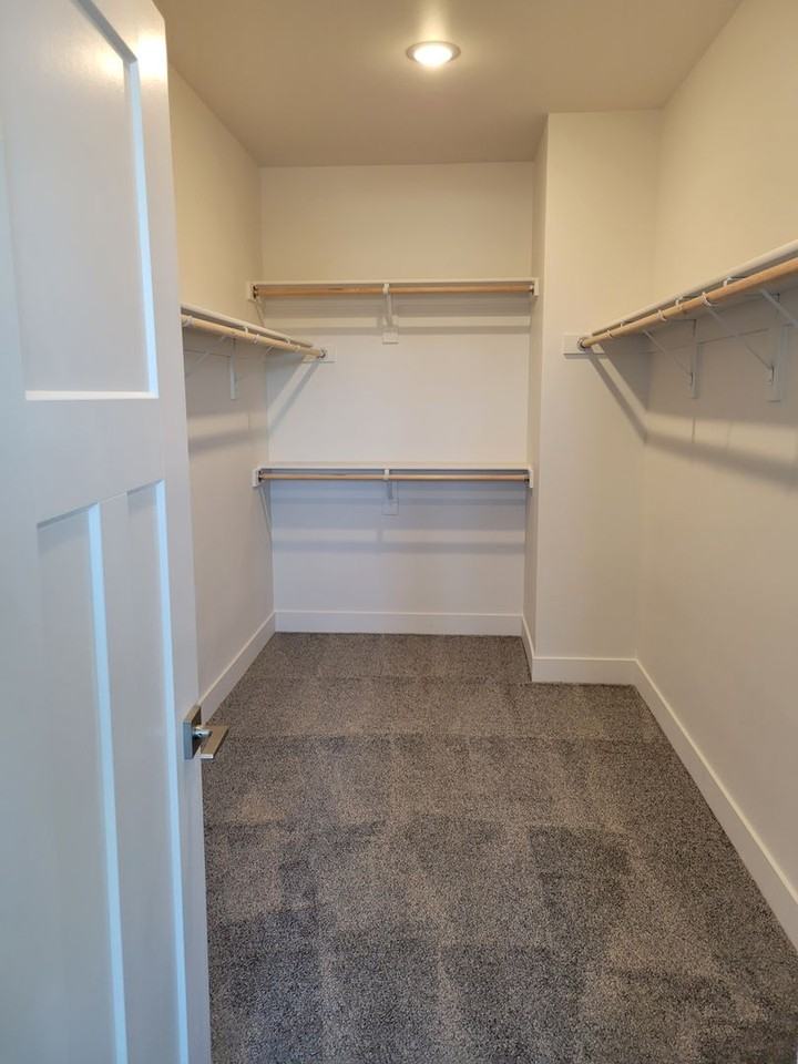 1108 Butler Creek Ave - Photo 2 of 21