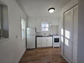 1327 E Bridgeport Ave - Photo 1 of 1