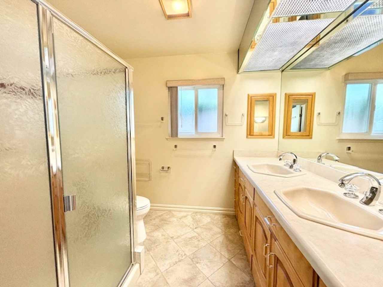 2556 Neptune Pl - Photo 7 of 21
