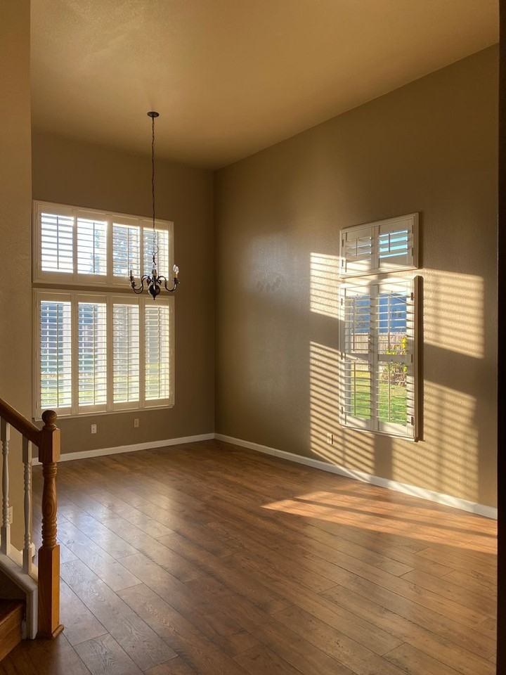 4200 Wild Ivy Ln - Photo 4 of 30