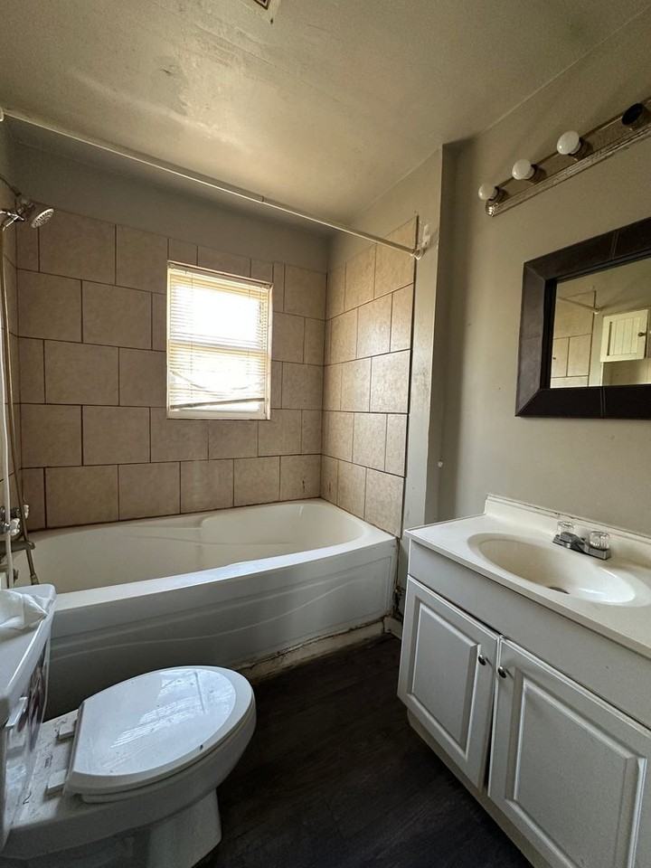 522 S 6th St - Photo 6 of 13