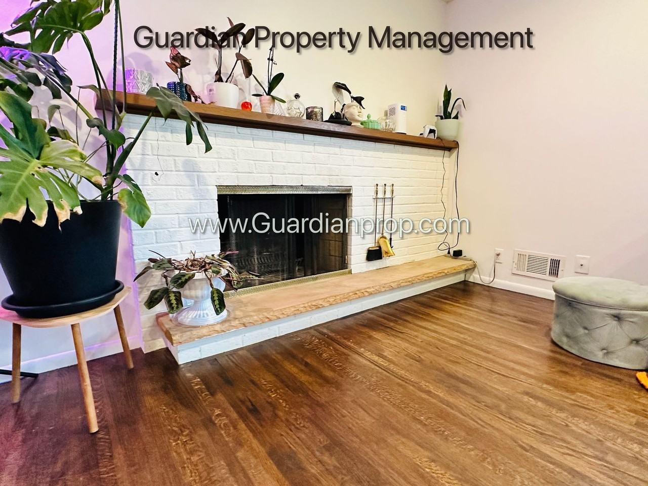 1430 Hillsboro Ave S - Photo 2 of 16