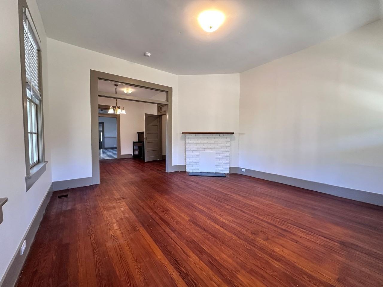 702 Fort Dale Rd - Photo 3 of 28