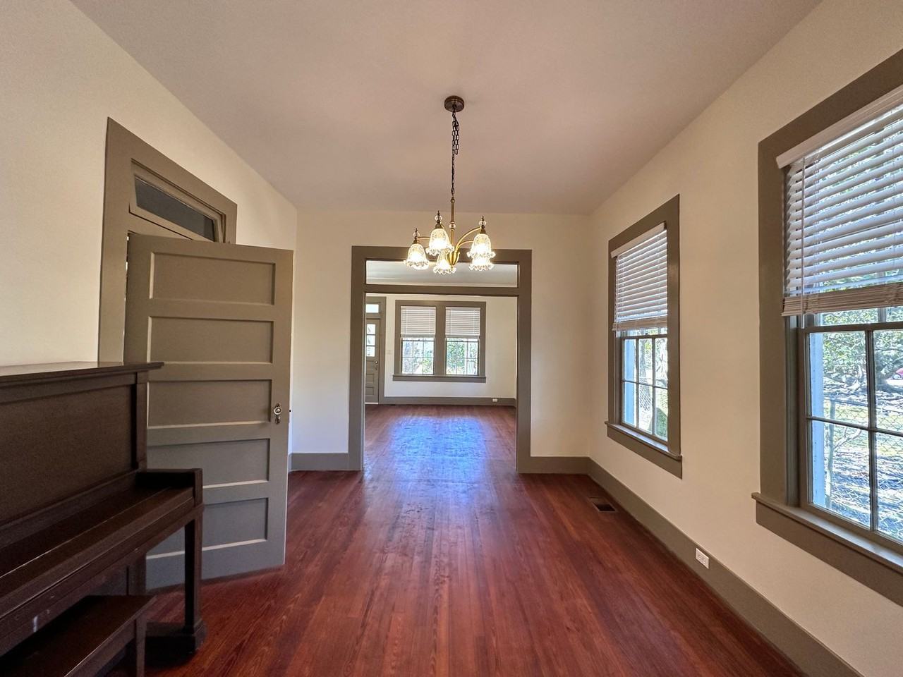 702 Fort Dale Rd - Photo 7 of 28